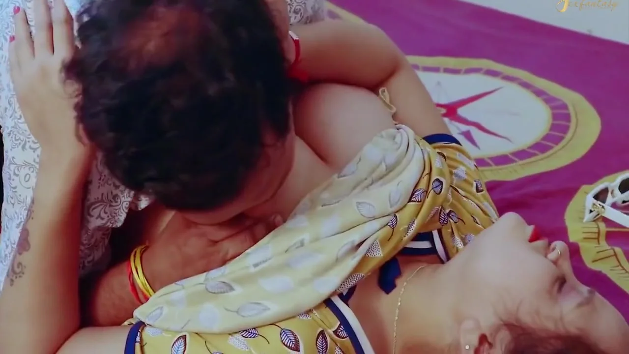 Milf Big Boobs Lady Seduced By The Tailor And Fucked Hard