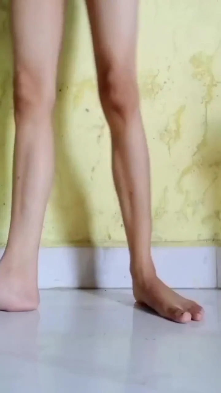 Girl Masturbation And Squirting