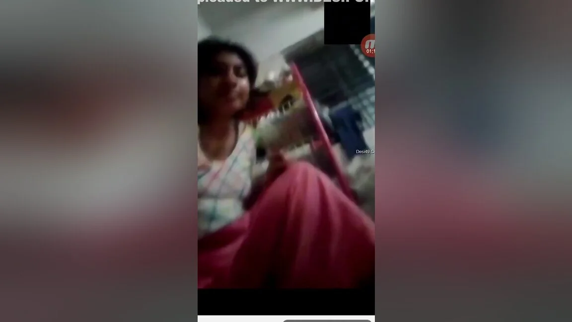 Desi Village Girl Shows Her Boobs On Video Call 2