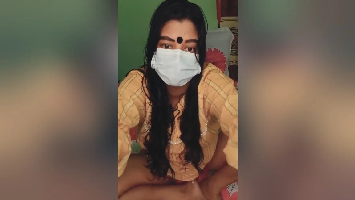 Beautiful Girl Masturbates Her Tight Wet Pussy While Is Home