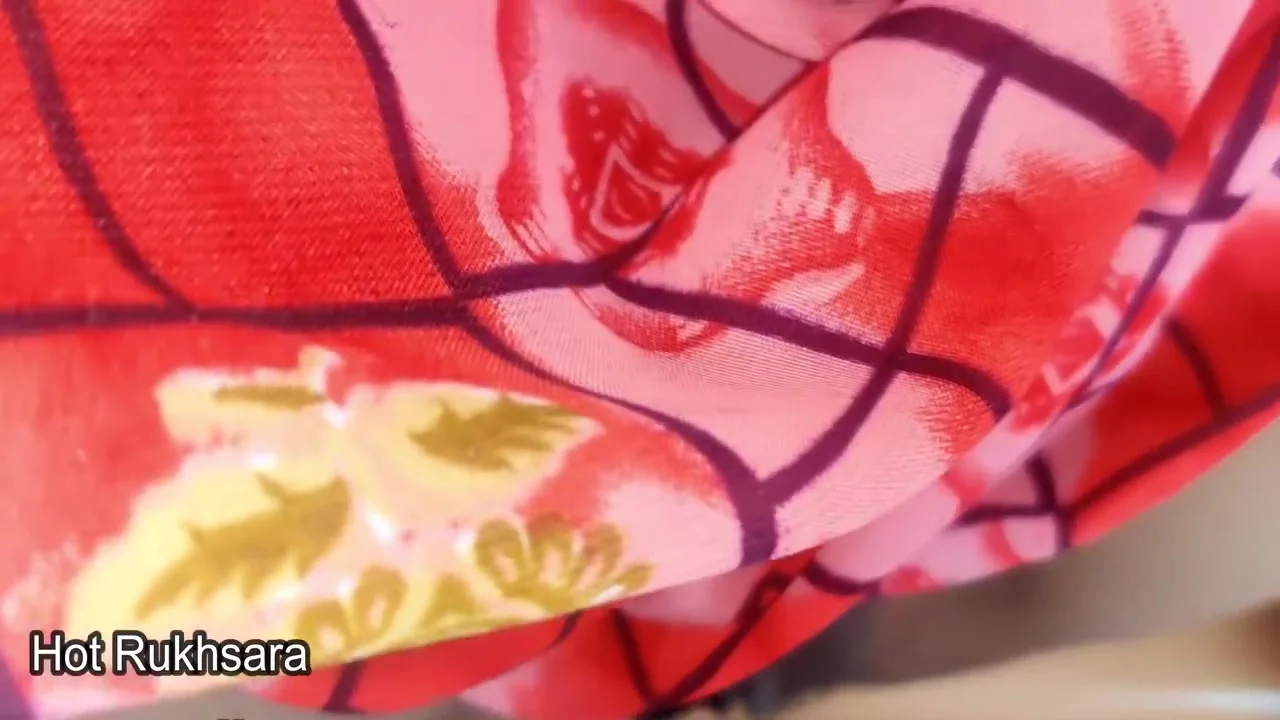 Indian Desi Fruit Seller Fucked Hardcore By Customer For Bargaining Hindi Audio