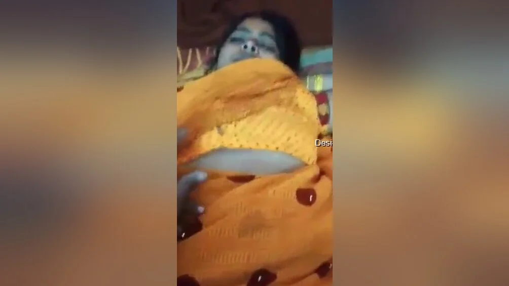 Hot Desi Boudi Blowjob And Fucked 1