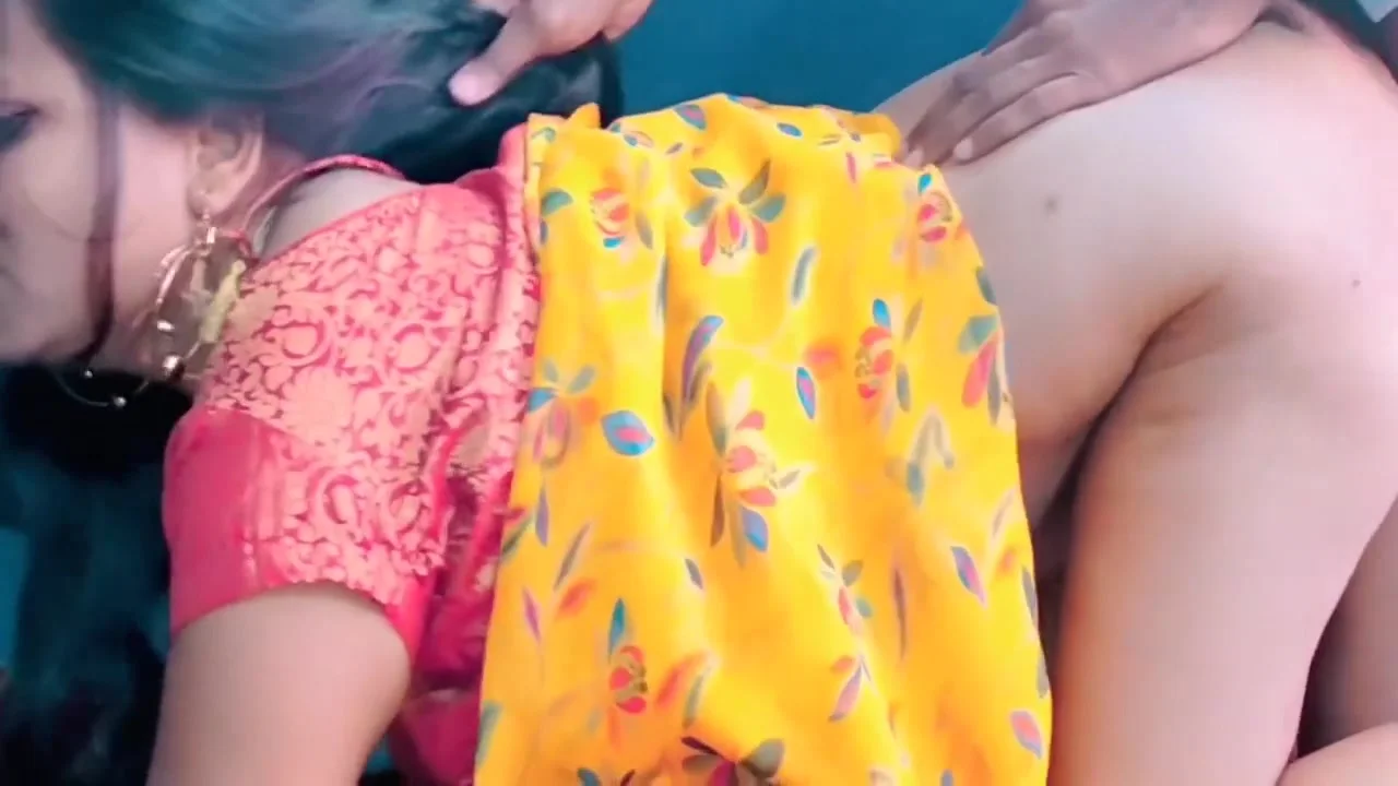 The Maid Fulfilled Her Masters Wish By Sucking The Cock, Which Her Mistress Did Not Do