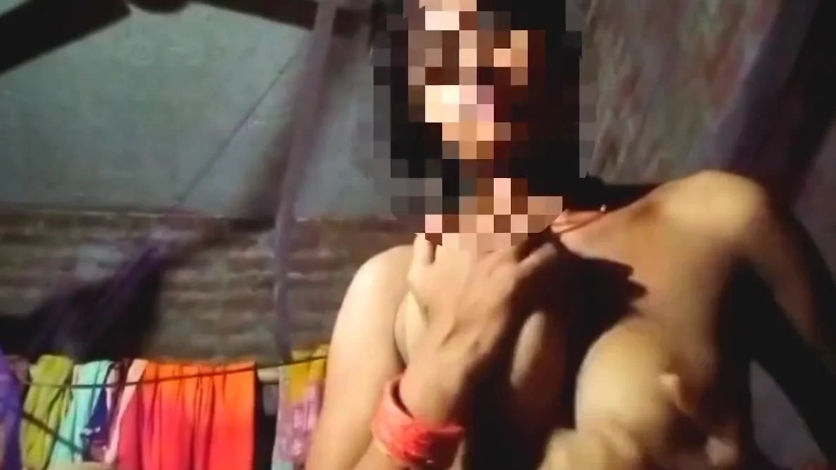 Indian Village Wife Hard Boobs Pressing And Masturbation In Pussy