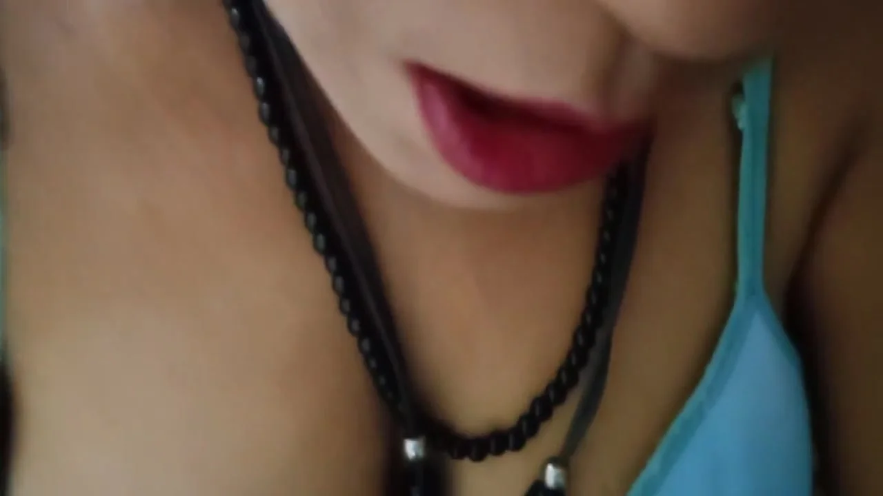 Desi Village Girl Fore Play With Brinjal,tiny Pussy,hot Noobs,nippal