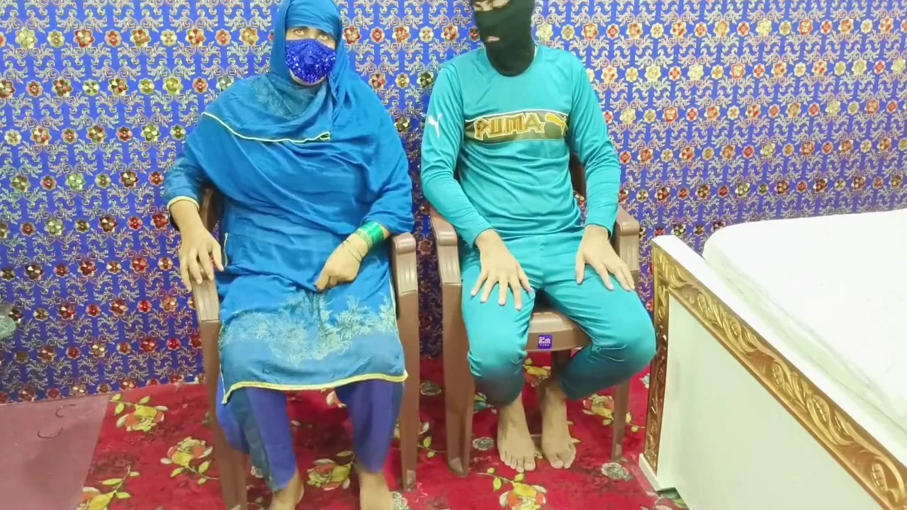 Indian Huge Tits Milf Caught My Dick And She Wants Sex With Me