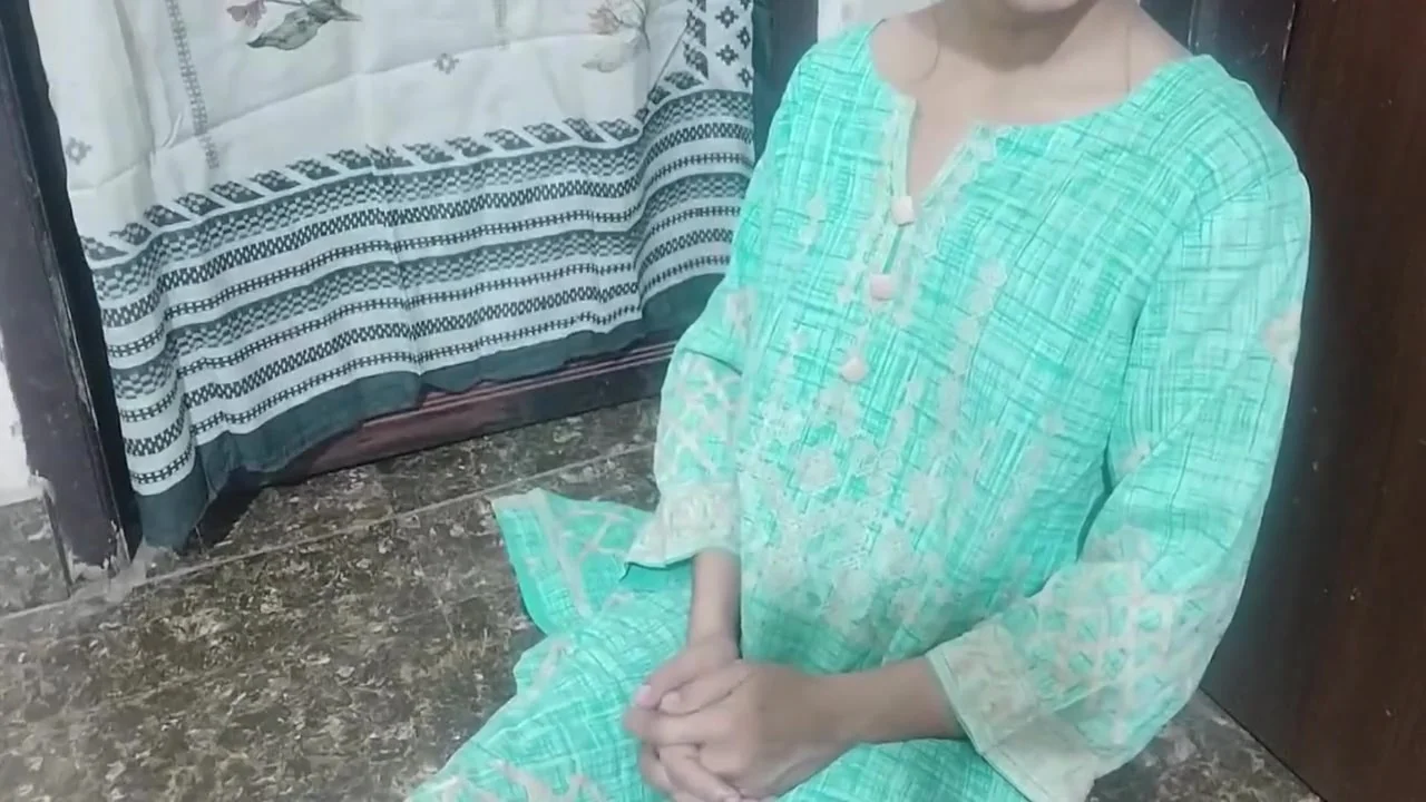 Gaao Ki Larki Ko Paise Dekar Jabar Dasti Hotel Me Choda