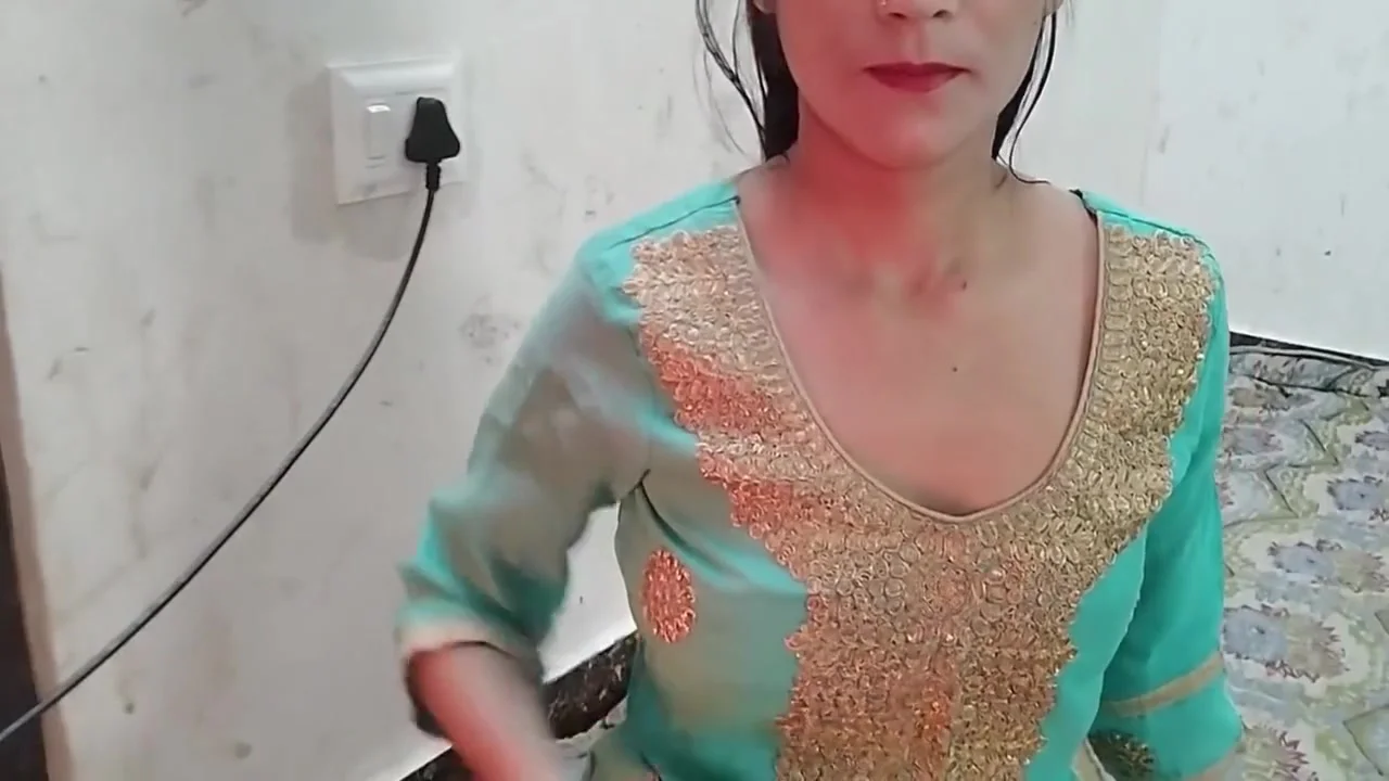 Ne Jabar Stepmother Ko Chod Diya