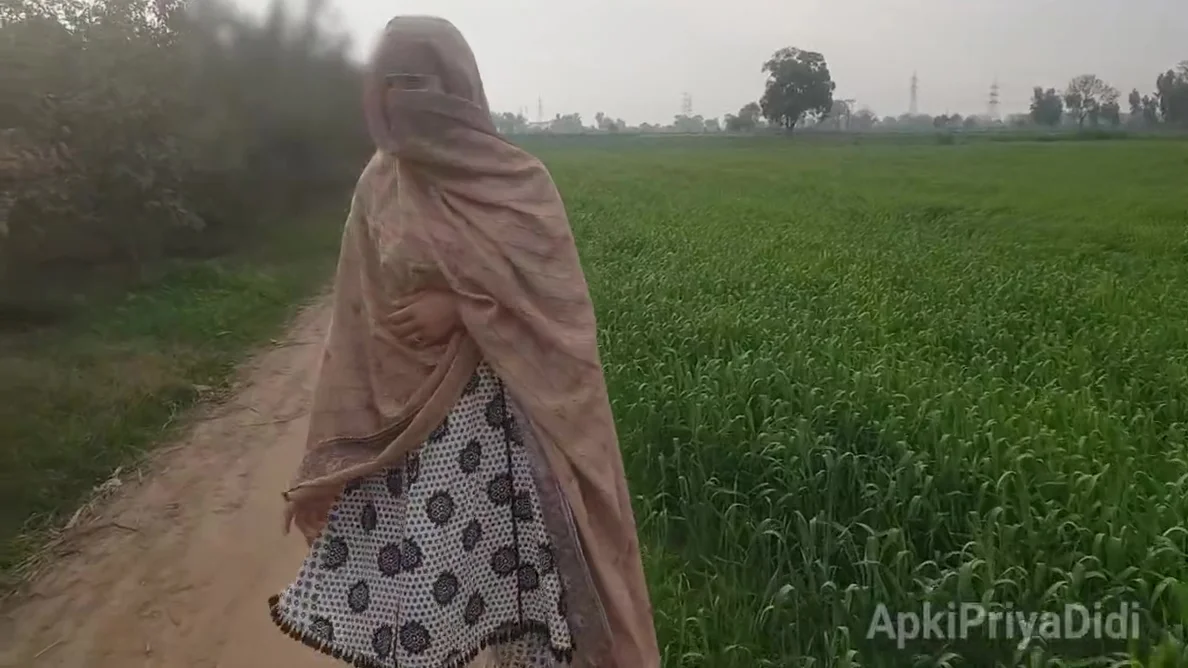 Pakistan Stepsister Ki Saaf Phuddi Phari Indian Sex Xvideo