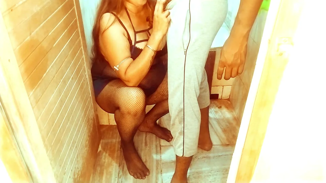 Indian Fucked With Plumber With Whipped Cream With Rose Hard