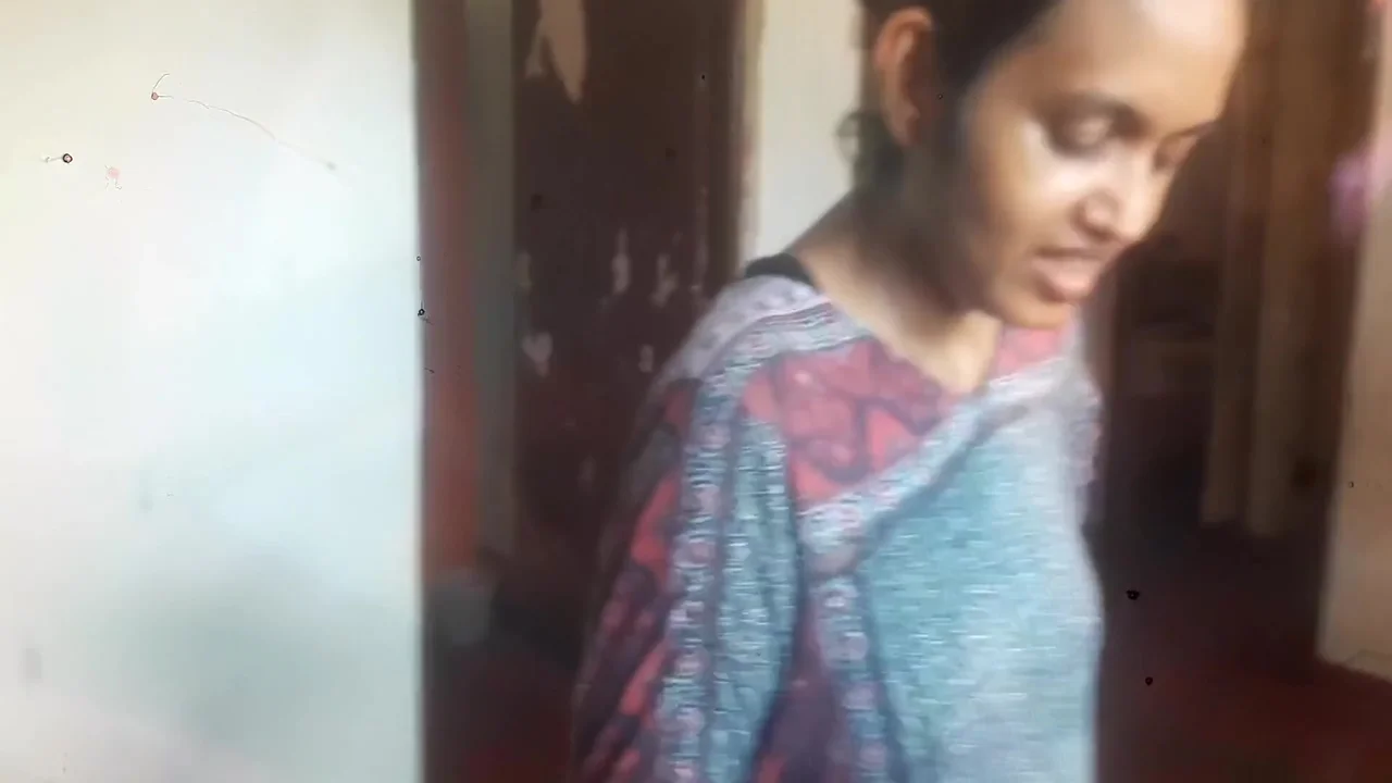 Fucking The Housemaid While She Is Cooking