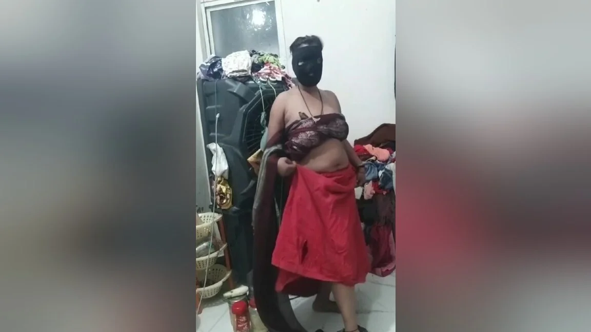 Housewife Viral Hot New Video