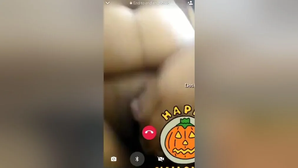 Desi Girl Showing Her Boobs And Pussy To Lover On Vc