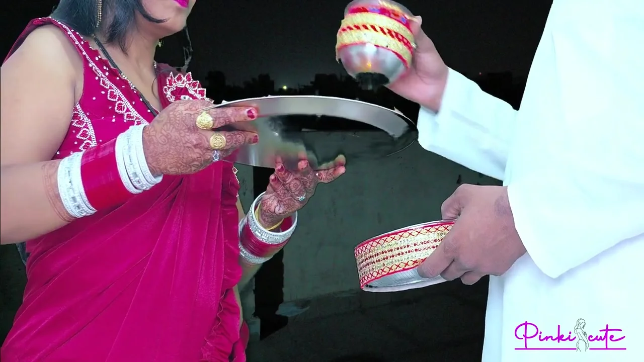 2024 Karwa Chauth- Desi Young Wife Pinki Had Blowjob In Front Of Moon, Cumshot On With Hindi Sex