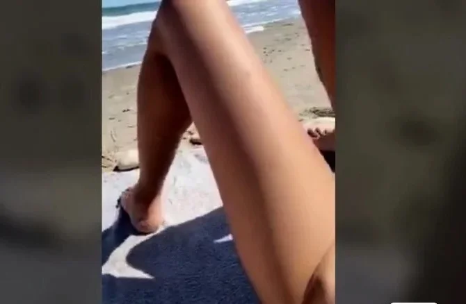 Beach play on Periscope