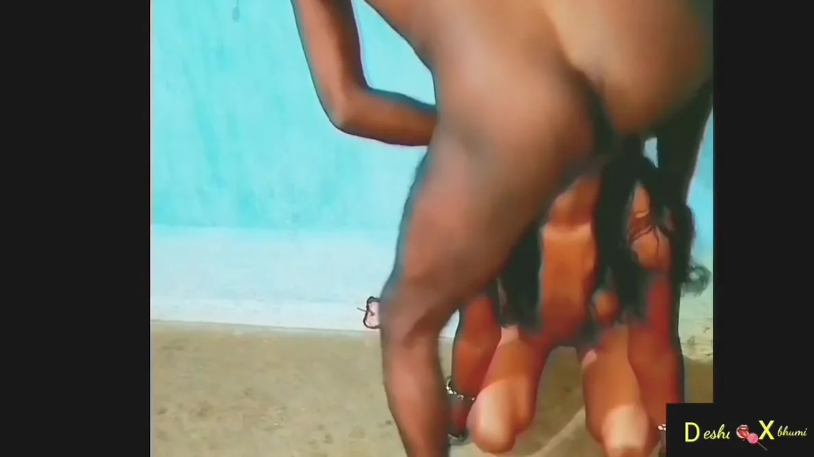 Desi Bhabhi Xbhumi Ne Dogi Style Pe Pelwaya Desi Xbhumi