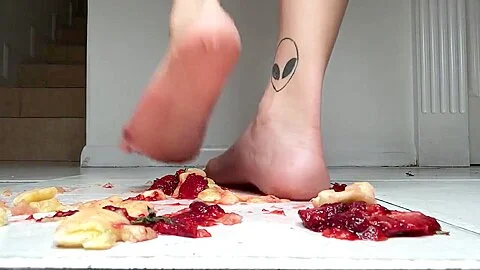 Strawberry banana crush