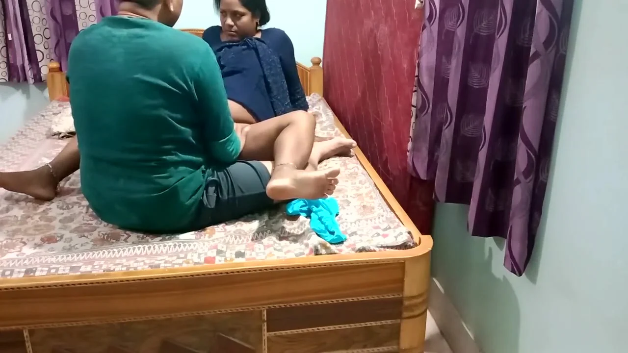 Cute Indian Bhabhi Sangita Hot Sex In Hindi