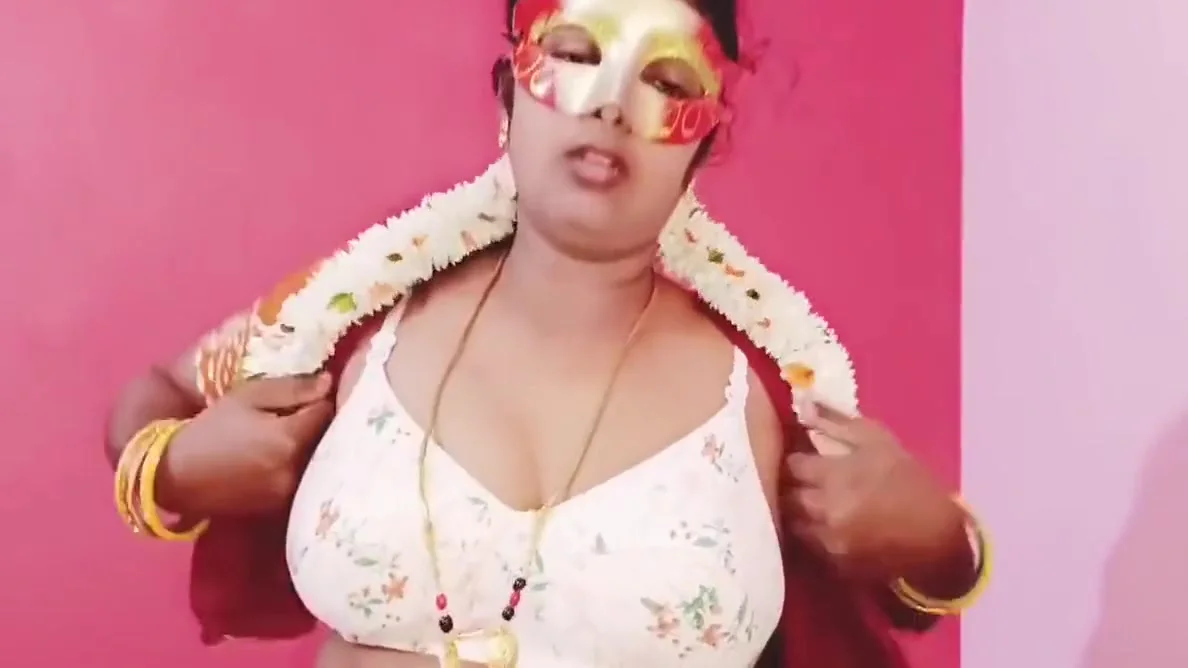 Indian Beautiful Saree Stepmom Fucking Stepson Telugu Dirty Talks