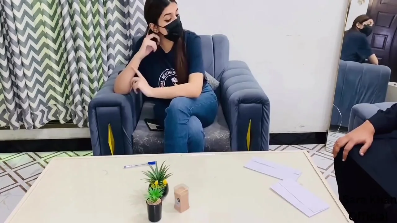 Big Ass Boss Fucked Her Office Employee - Big Boss