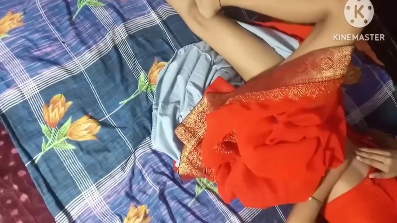 After Getting A Saree As A Gift, Indian Woman Had Sex With Her Stepbrother-in-law