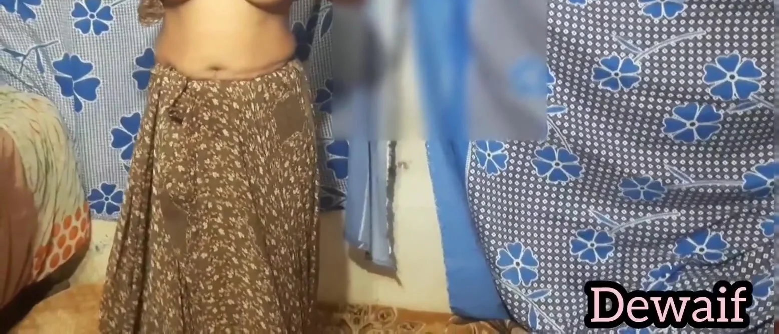 Village Bhabhi In Desi Bhabhis Sexy Video Opening All Clothes