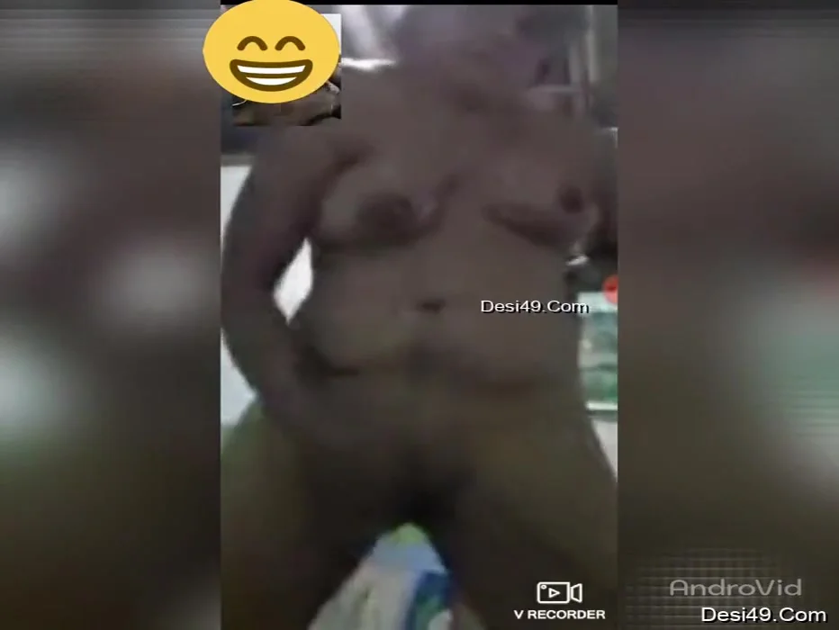 Today Exclusive-lankan Bhabhi Showing Her Boobs And Wet Pussy To Lover On Video Call 1
