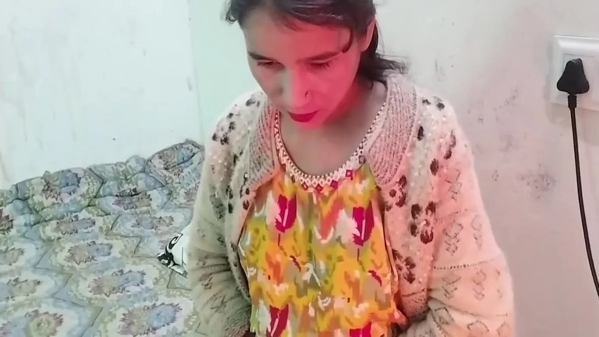 Desi Aunty Ko Chod Kar Bur Faad Diya