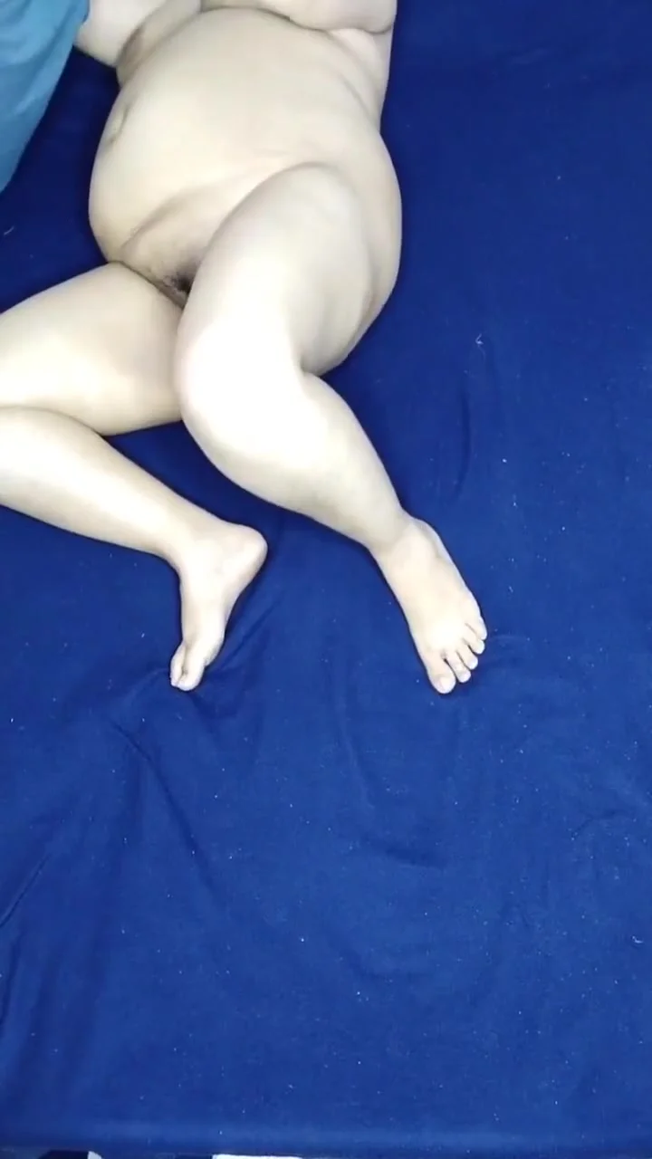 Stepsister-in-law Enjoys With Massage (#3/4)