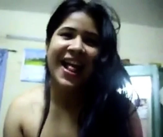 Bangla desi Bhabi Sucking her Devar