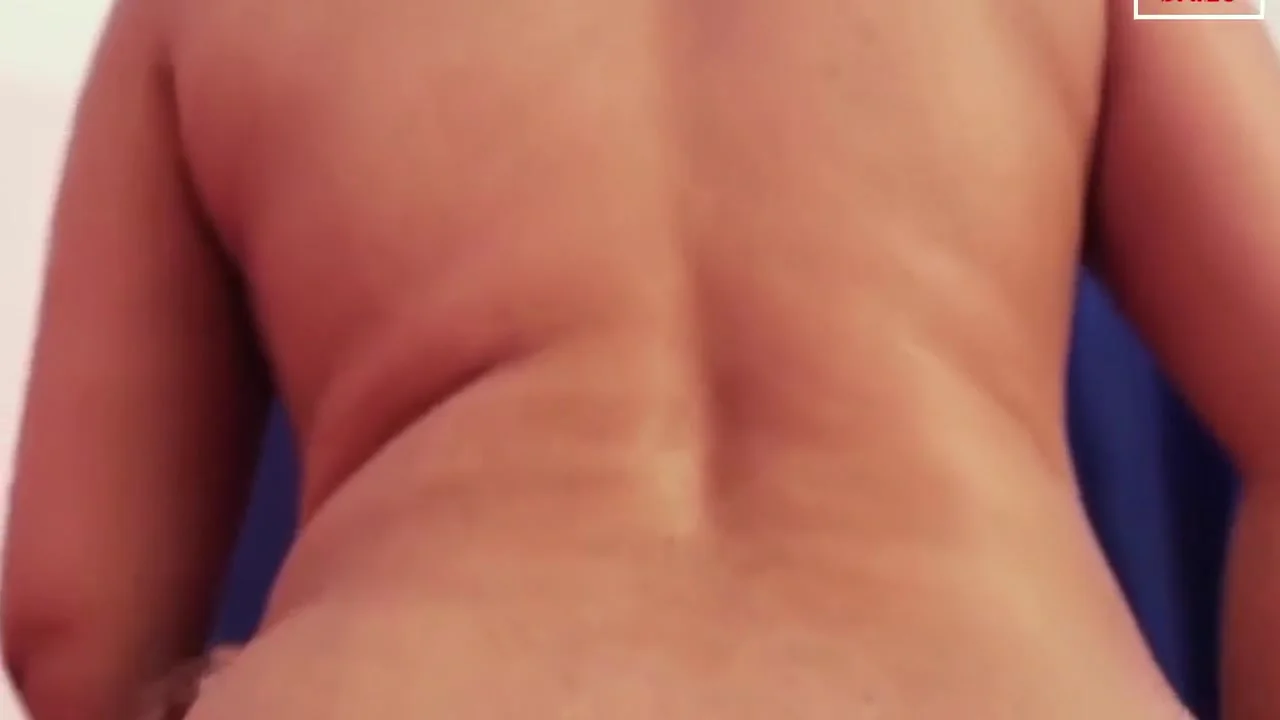 Indian Desi Bhabi Fucked In Hotel With Staff Boy