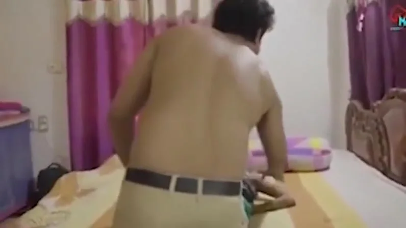 Devar Bhabhi - Bhabhi Ne Pialaya Devar Ko Apna Dhoodh