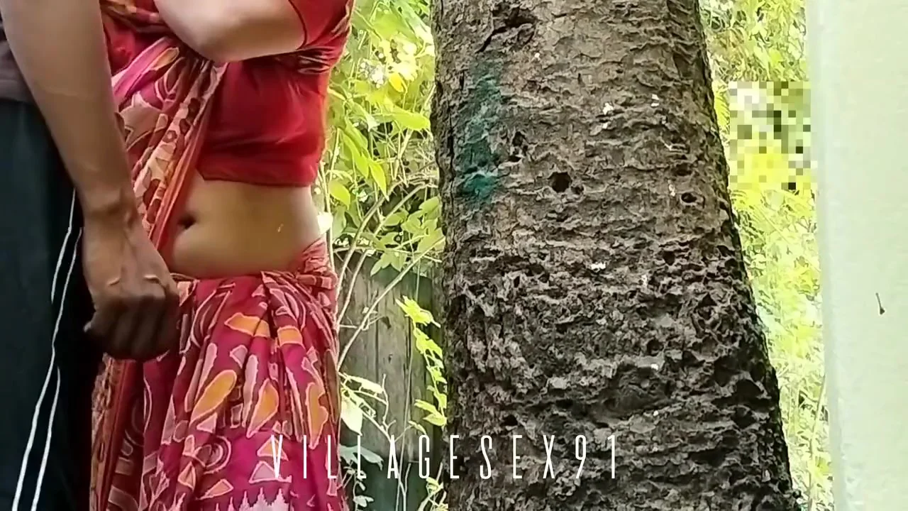 Village Living Lonly Bhabi Sex In Outdoor ( Official Video By Villagesex91)