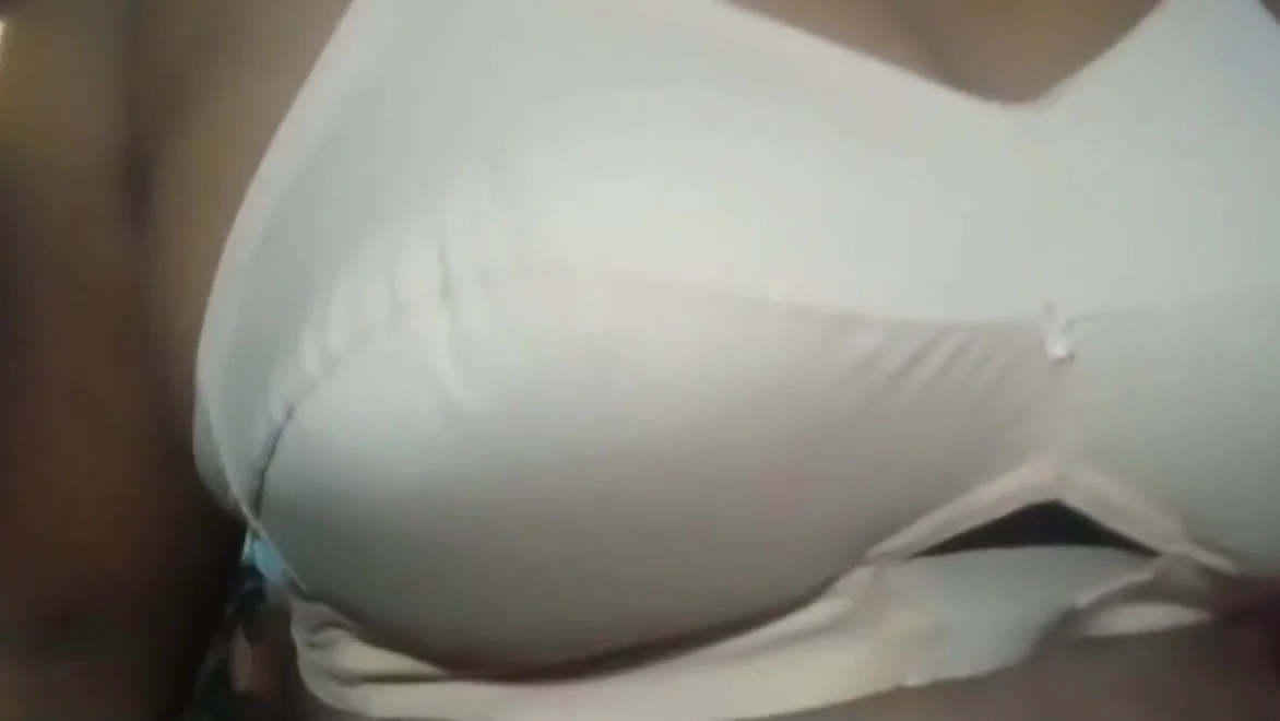 Dusky India Girl 1st Time