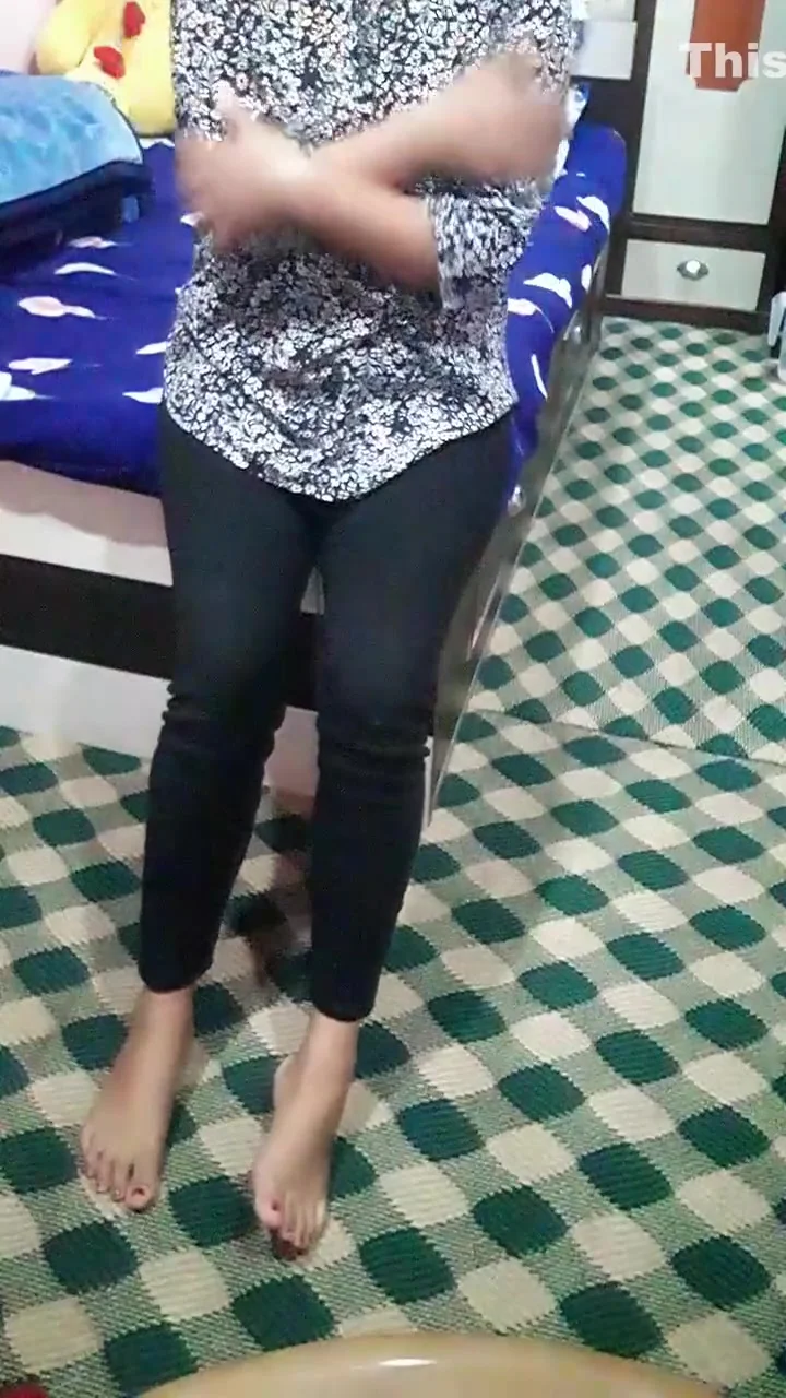 Indian Girl Masturbating