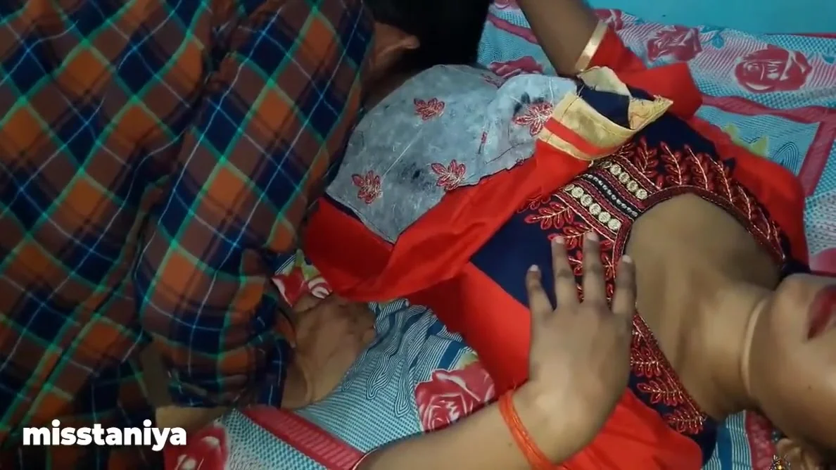 Misstaniya - Apni Sexy Bhabhi Ko Ghodi Banakar Choda