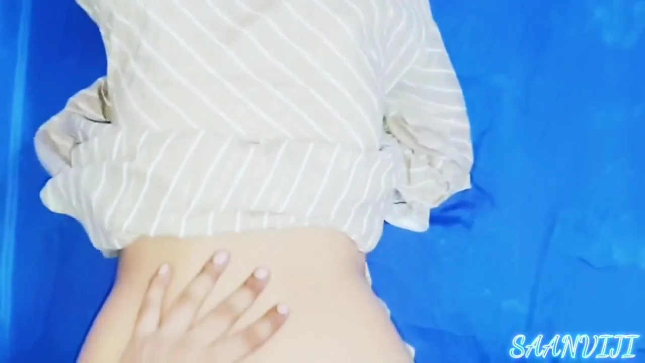 Secy Hot Desi Girlfriend Fuck Doggystyle Horny Desi Girl ,saanviji