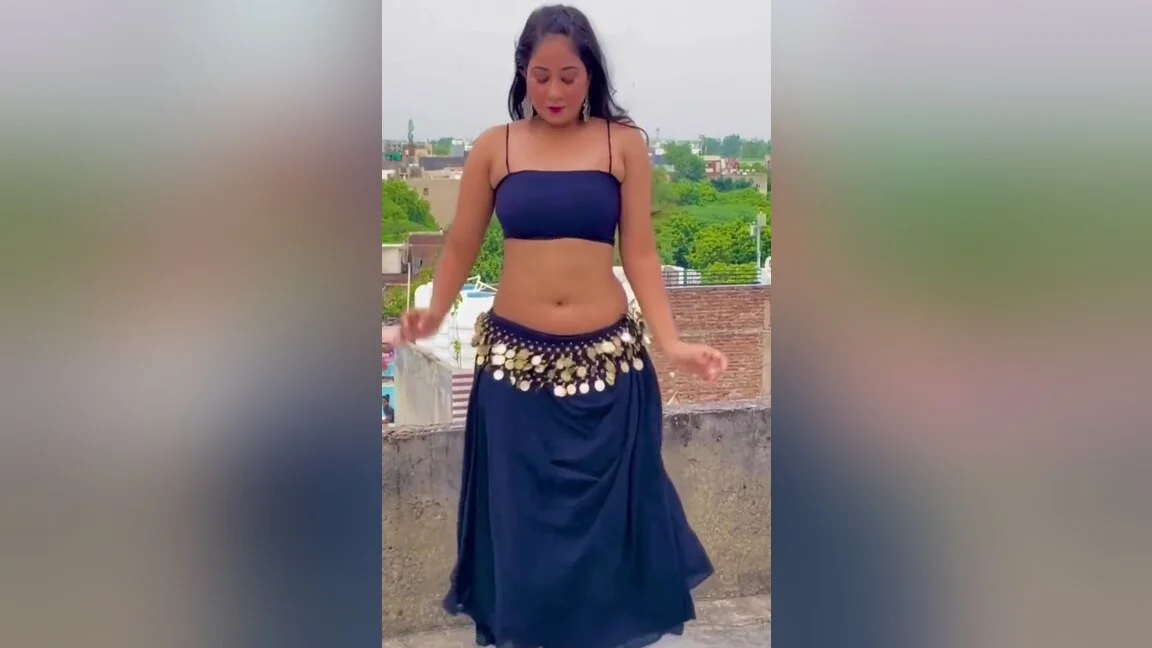 Horny Virgin Stepdaughter Discovers That Her Stepdads Cock Is So Much Bigger Than Her Boyfriends