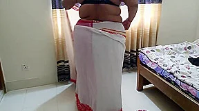 Indian Hot Aunty Was Wearing Saree In Room When Neighbor Guy Saw Her & Fucked - Desi Sex (hindi Audio)