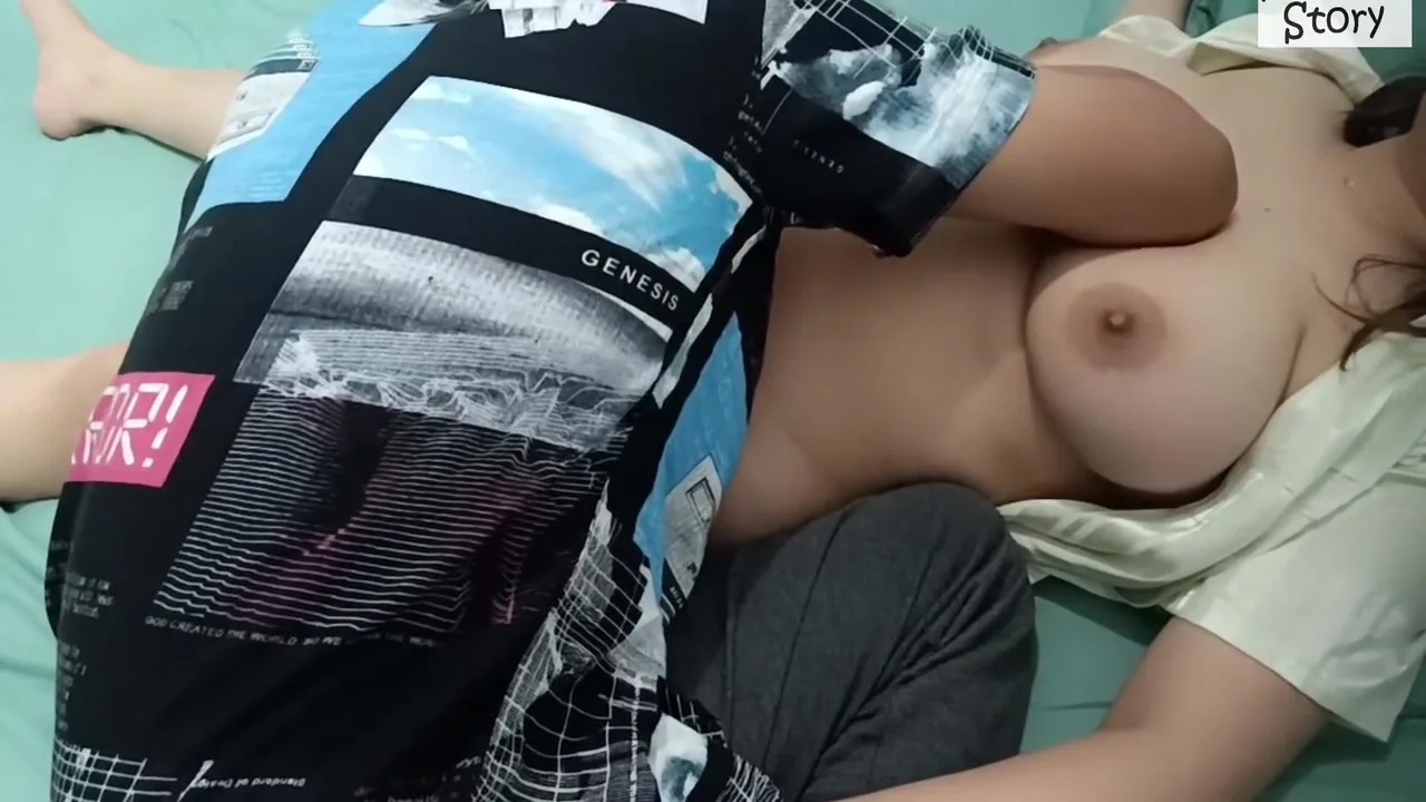 Intimacy At Home With Sexy Stepmom