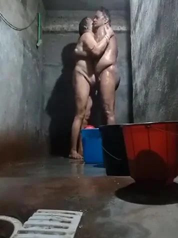 Indian Mature Sex In Bathroom