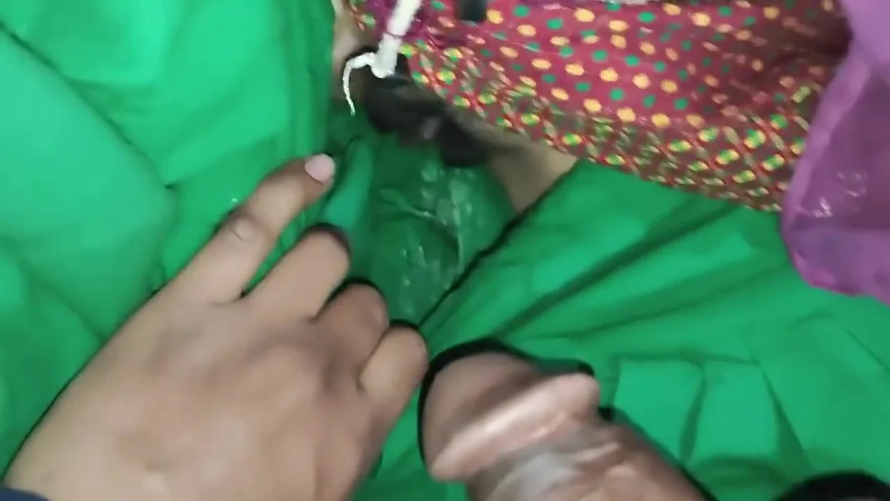 Desi Kaambaali Sakshi Rani Ki Chudai Malik Ne Choda Raat Ko Bulake Indian Sexy Girl