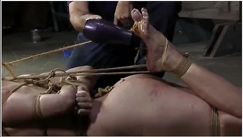 Ariel Anderssen – A Tight Box Hogtie For Ariel – Par