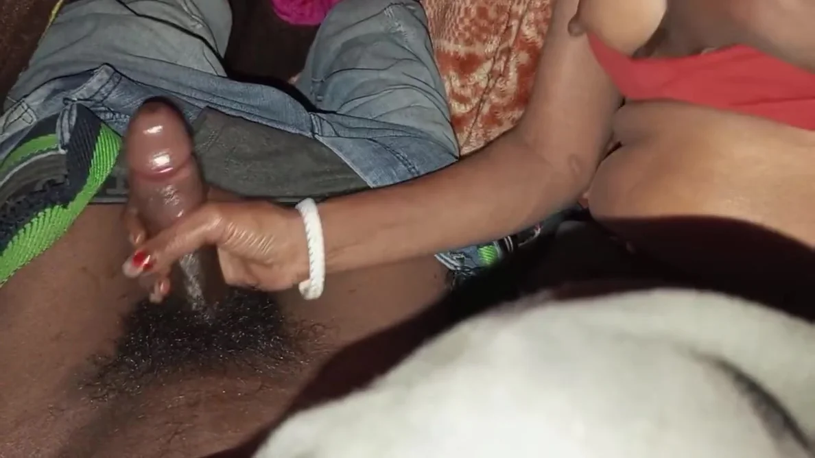 Land Chhil Gaya Bhatije Ka Fir Bhi Meri Chut Ki Garmi Kam Nahin Kar Paye