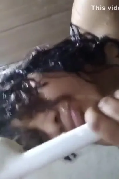 Mast Indian Showering Lady Selfie