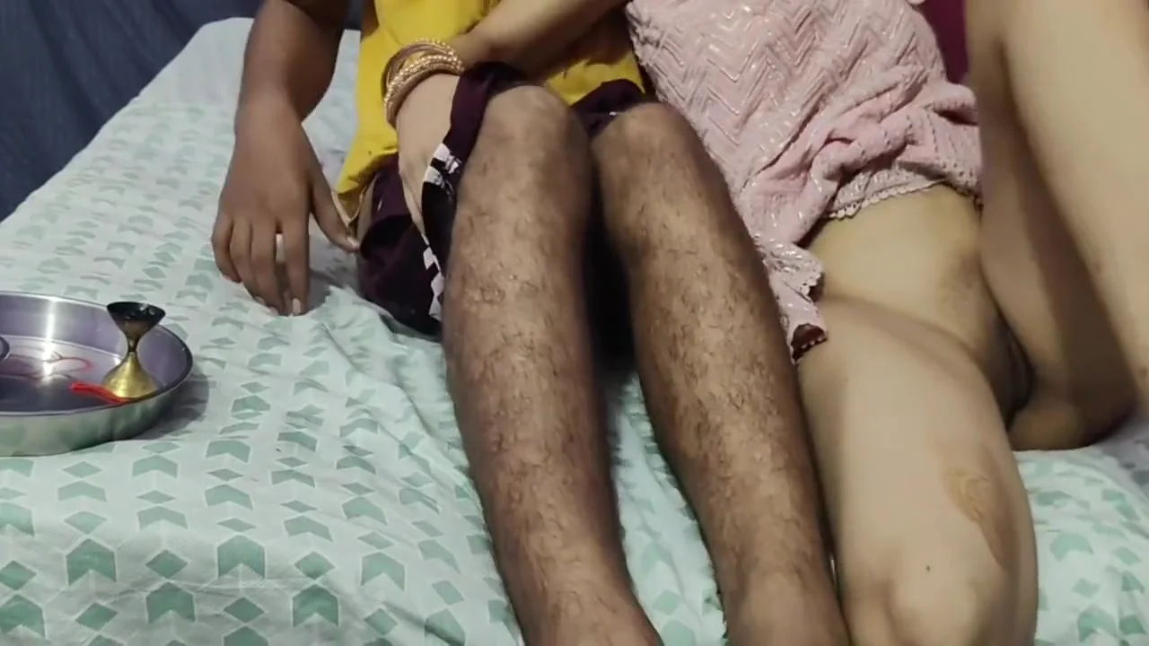 Stepsister Ko Stepbrother Ne Akele Paa Ke Pel Diya