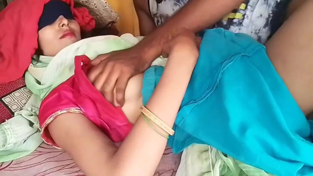 Sasur Ne Bahu Ko Creem Se Nahaya Hot Sasur Aur Bahu Ki Chudai