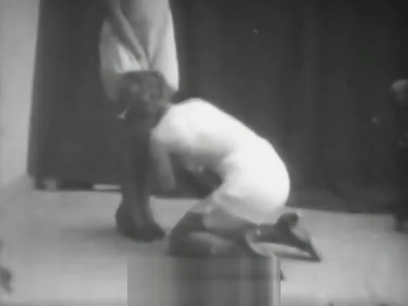 Babes Beat Each other with Whips (1920s Vintage)