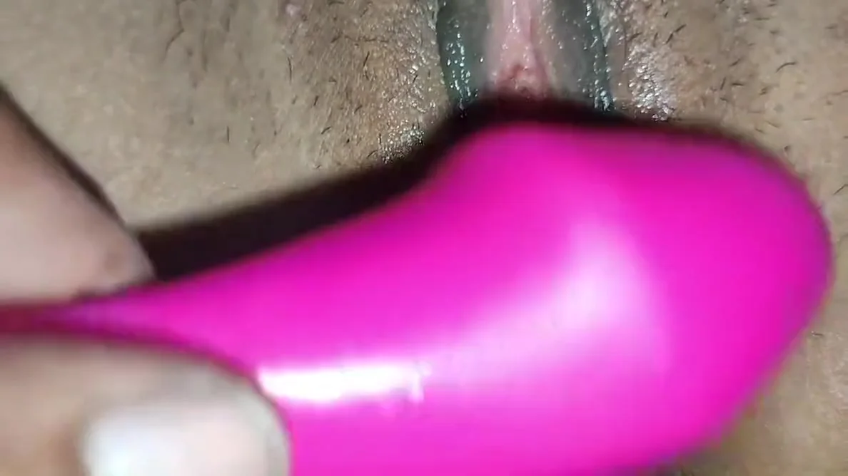 Indian Thin Neha Girl Pink Egg Pink Pussy In Dildo Pussy Small Boobs Milk Out On Penis