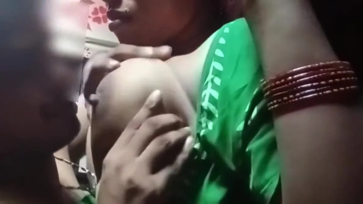 Desi Aunty Nude Girls Milk Eating